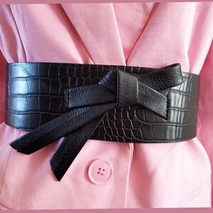 Croc-Embossed Corset High Waist Belt With Bow